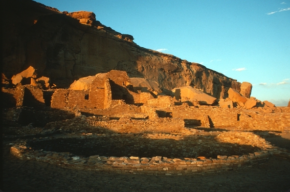 chaco canyons